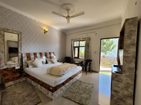 Kasauli Nature Inn Отели рядом с Аэропорт Шимла
