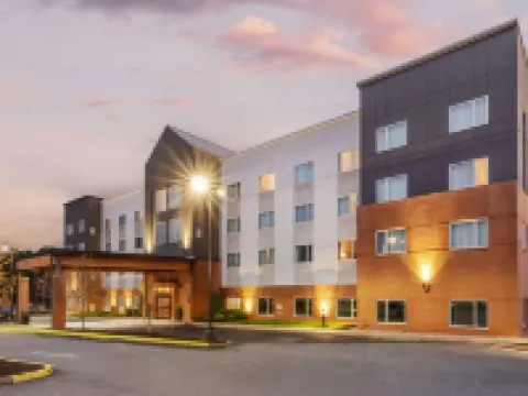 カントリー イン & スイーツ バイ ラディソン シャーロッツビル UVA バージニア シャーロッツヴィルのホテル