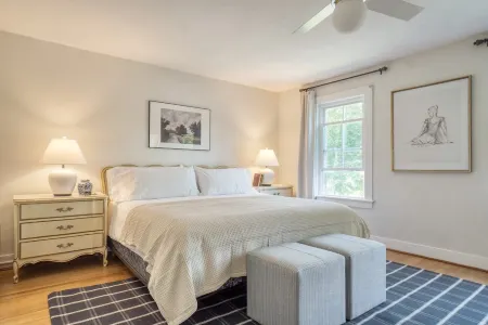 Cordelia by AvantStay Amazing Backyard 10Mins from Stockbridge Отели рядом с достопримечательностью «Государственный заповедник Октобер Маунтин»