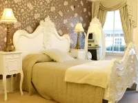 The Kings Arms and Royal Hotel, Godalming, Surrey Hotel di Godalming