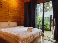 T'Măng ĐEENG Homestay  호텔