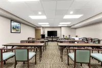 SureStay Plus by Best Western Reading North - 2つ星