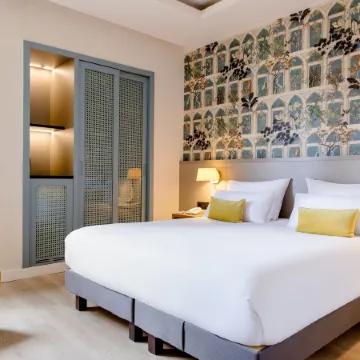 Motel One Madrid-Plaza de España Отели рядом с достопримечательностью «Небоскреб "Испания"»