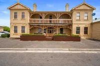 Comfort Inn the Pier Hotels in Beaconsfield