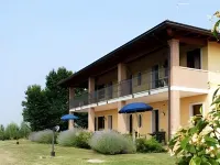 Agriturismo Tenuta Regina - Glamping Luxury Lodges and Apartments.