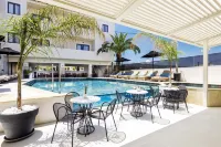 La Stella Suites - إطلالة على البحر
