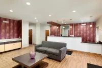Super 8 by Wyndham Carrizo Springs Hôtels à : Crystal City