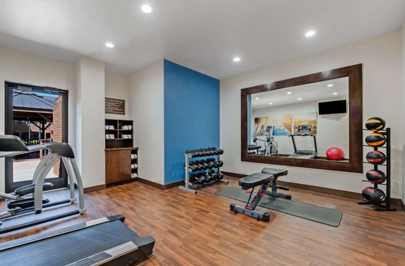 Comfort Suites Chesapeake - Norfolk photo 2