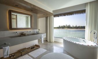 Hotel Palafitos Overwater Bungalows