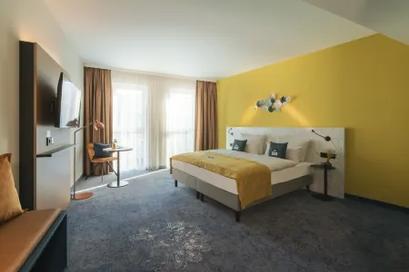 Holiday Inn - the Niu, Kettle Stuttgart Vaihingen Отели рядом с достопримечательностью «Озеро Берен»