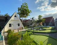 Tropical House and Mini Golf Yogyakarta Hotel dekat TOKO PLASTIK DAN PACKAGING HUMAIRA.PLAST