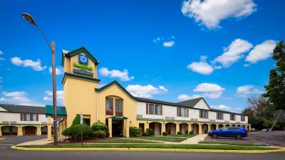 SureStay Hotel by Best Western East Brunswick Hoteles en Municipio de East Brunswick