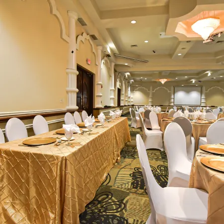 Holiday Inn Express & Suites COCOA by IHG
