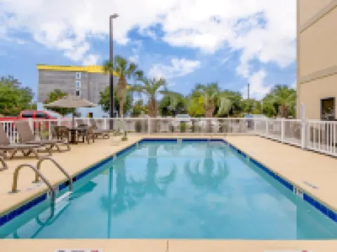 Comfort Suites at the University Hotels in Horry County