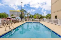 Comfort Suites at the University Hotels in Red Hill