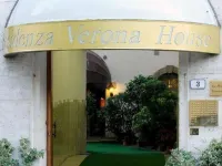 Verona House Aparthotel Hotel a San Zeno