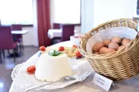 Hotel Florida - breakfast