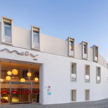 Moov Hotel Évora Hotels near Historic Centre of Evora