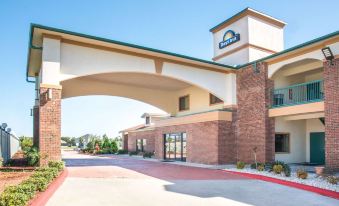 Days Inn by Wyndham Baytown East