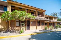 OYO Cabañas Abril, Mazunte Hotel di Santa Maria Tonameca