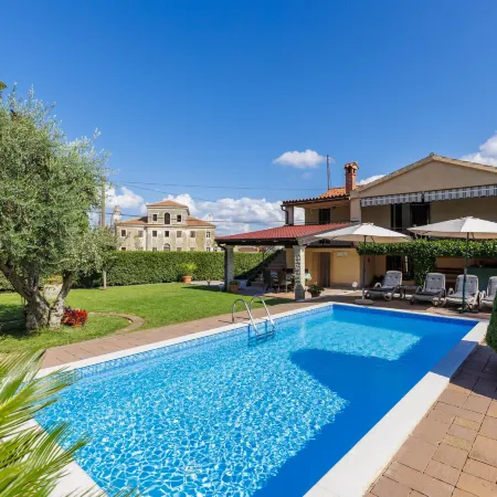 Villa Maria