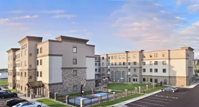 Staybridge Suites Wisconsin Dells - Lake Delton Hotels in Baraboo