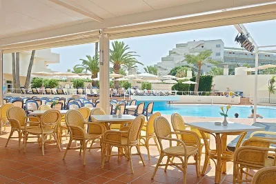 SOM SIURELL Hotels in S'Illot