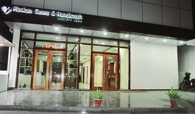 Royal Sujata Inn Hotel - 100 Mtr. from Mahabodhi Temple Hotels in Bodh Gaya