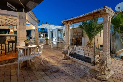 Nikos Apartments - parking