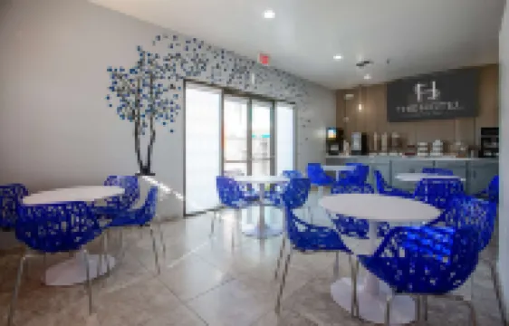 Hotel Serene Glendale Peoria, Surestay Collection by BW โรงแรมในเกลนเดล