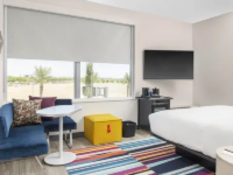 Aloft Glendale at Westgate Hotels in Glendale