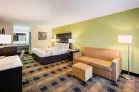Quality Inn & Suites Mt Chalet Hotels in Clayton