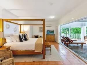 The Reef House Adults Retreat