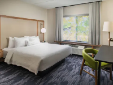 フェアフィールド・イン＆スイート・アセンズ アセンズのホテル