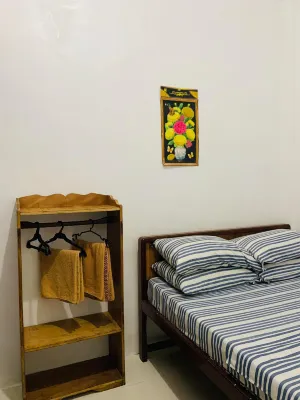 Queen's Room Rental 2 Hotel di 