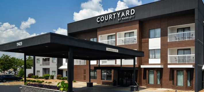 Courtyard Charlotte Matthews Hotele w: Mecklenburg County
