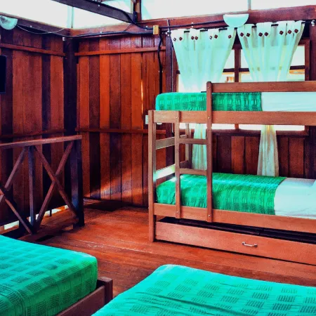 Hotel Utüane
