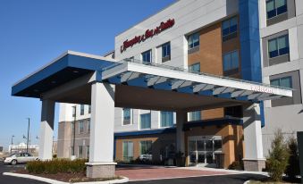 Hampton Inn & Suites by Hilton Cincinnati Liberty Township