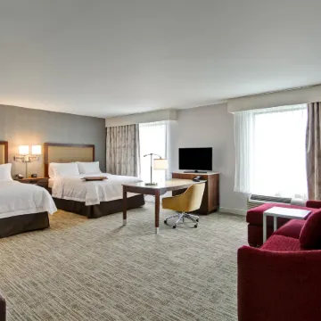 Hampton Inn & Suites Detroit/Troy