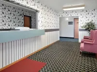 Super 8 by Wyndham McHenry/Fox Lake Area Hotels in Crystal Lake