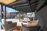 Designer Home w/ Pool.  Modern Design. Walk to DT Gilbert