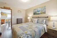 Welcome to “The Love Shack” – Your Perfect Charming Getaway!