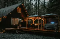 Wits End Retreat @ Mt. Rainier - Hot Tub & WiFi Hotels near Nisqually Entrance Historic District