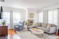 The Meyer: spacious family home with hot tub minutes to downtown New Paltz