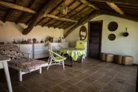 Pequeño Pazo Gallego del Siglo Xviii con Piscina