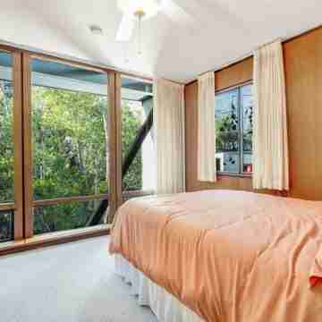 Hidden Creek House near Downtown SLO. Family Sized! Rooms