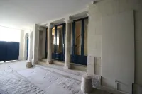 3000 sq f, in the old  Saumur city , along the Loire river. Charm & great views