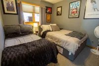 Beaches, decks and fun in the sun!! Sleeps 16+! VERY CLOSE to Lake Michigan!