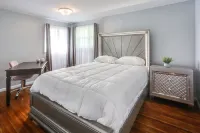 BUF Airport Ranch 3BR1.5B Cheektowaga NY/ Sleeps 8