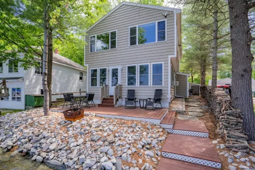 Lakefront-Swim-Kayak-FirePit-20min to Portland Hotels in Gray